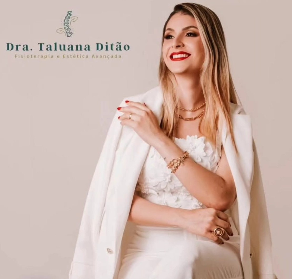 Dra. Taluana Gomes Ditão, fisioterapeuta, na clínica